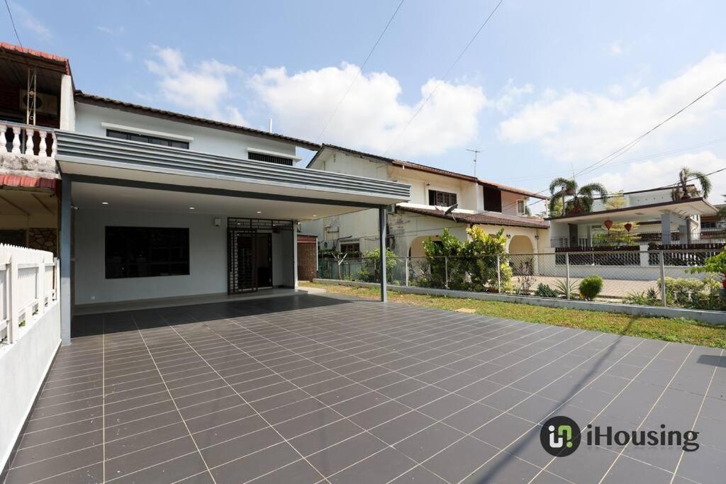 Klebang Modern Classic Chill House Melaka By I Housing Villa Esterno foto